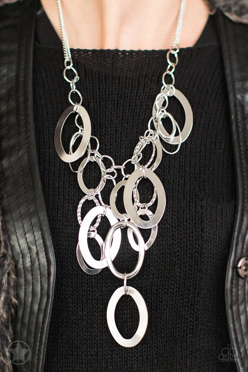 A Silver Spell- Paparazzi Blockbuster Necklace