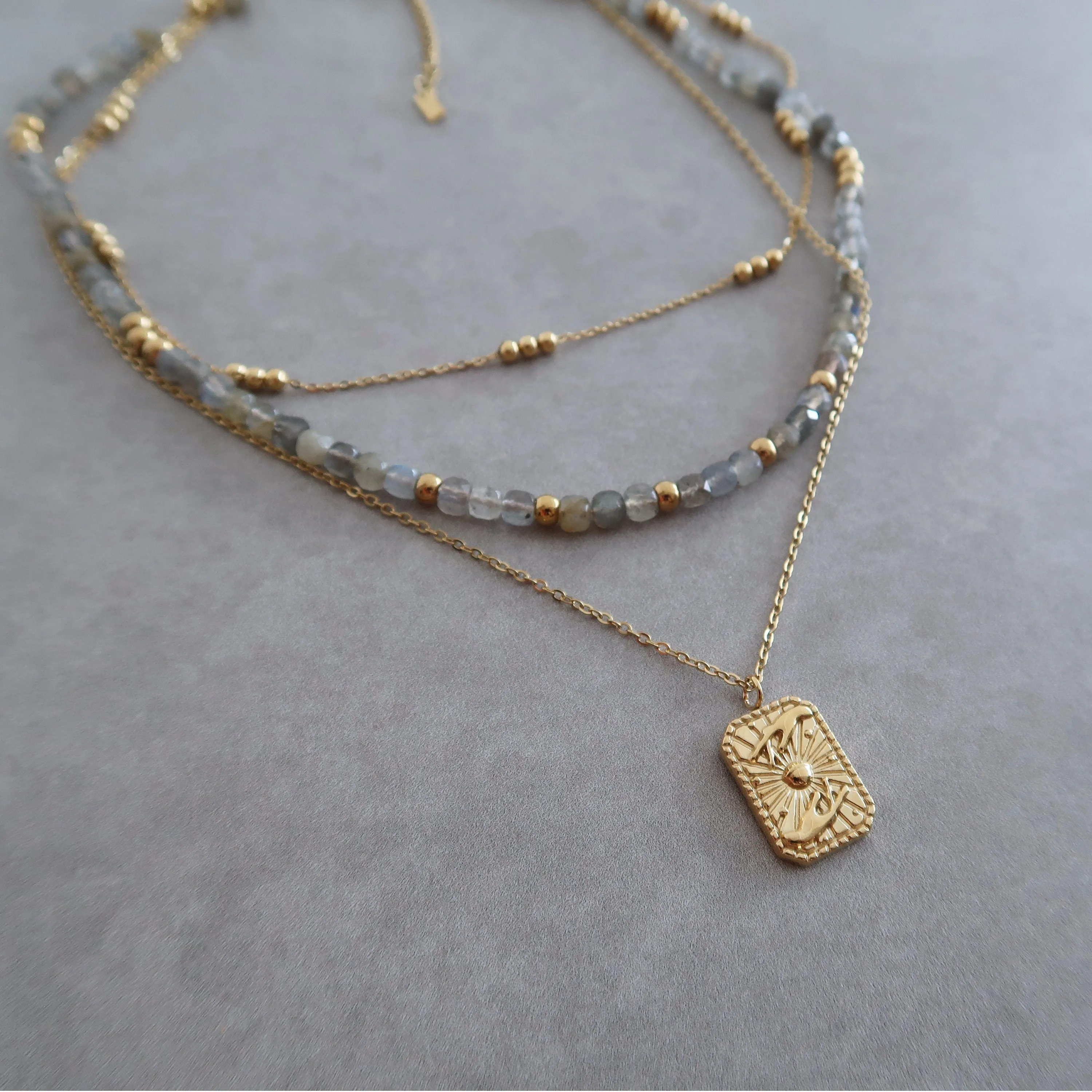 Gold Stainless Steel Necklace Set - 3 Layered Chains with HANDS Pendant and  Labradorite Beads