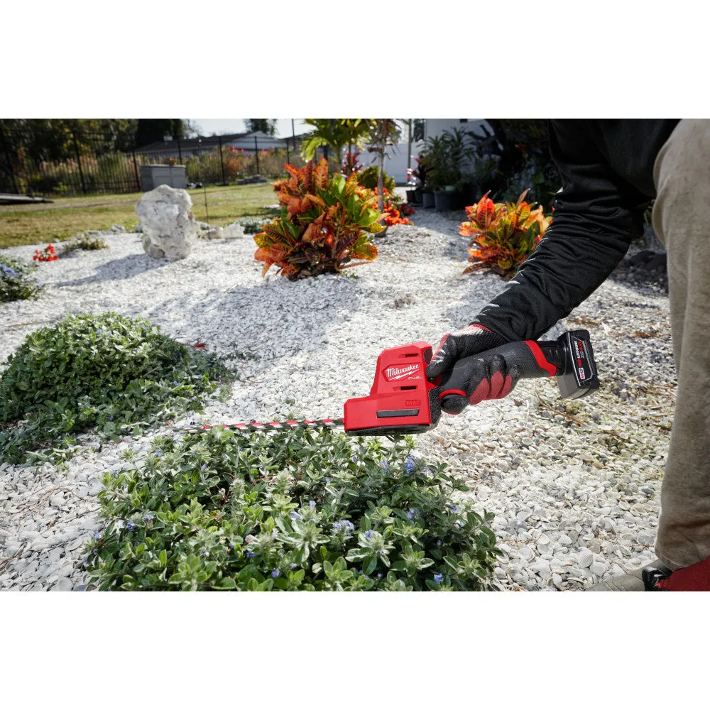 Milwaukee 2533-21 M12 FUEL 8" Cordless Hedge Trimmer Kit