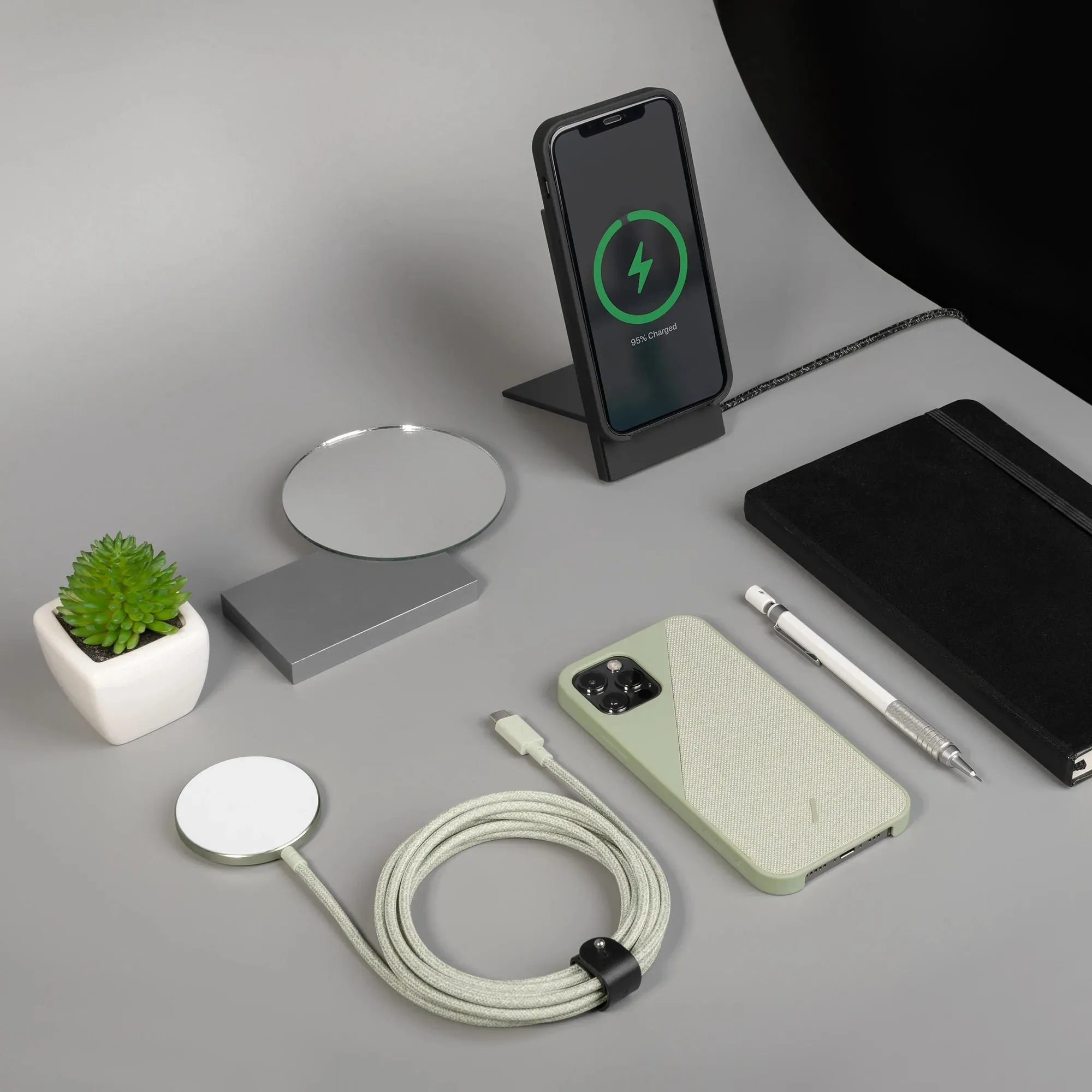 Snap Magnetic Wireless Charger